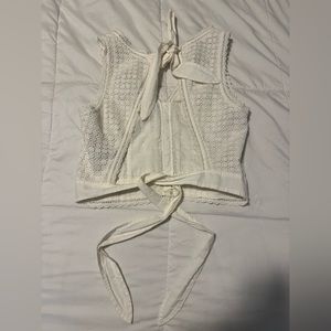 Abercrombie & Fitch small top ivory color